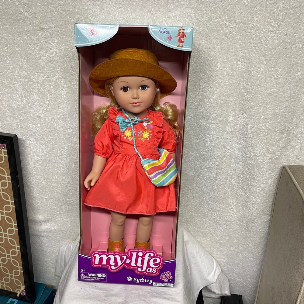 My Life As 18" Poseable Sydney  Doll Blonde Hair Brown Eyes NEW 5+